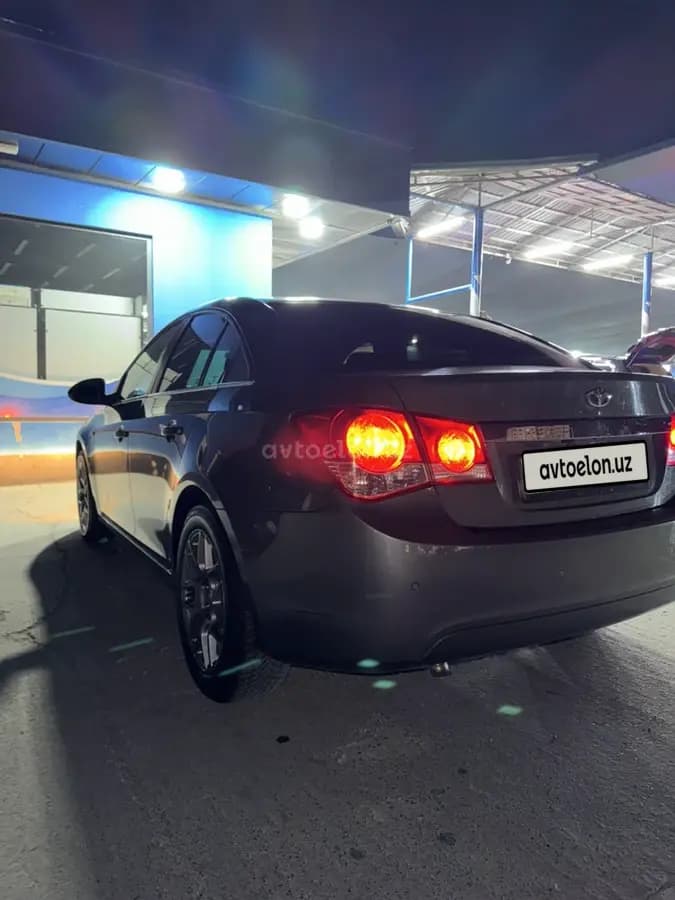 Chevrolet Cruze 2009 — 4