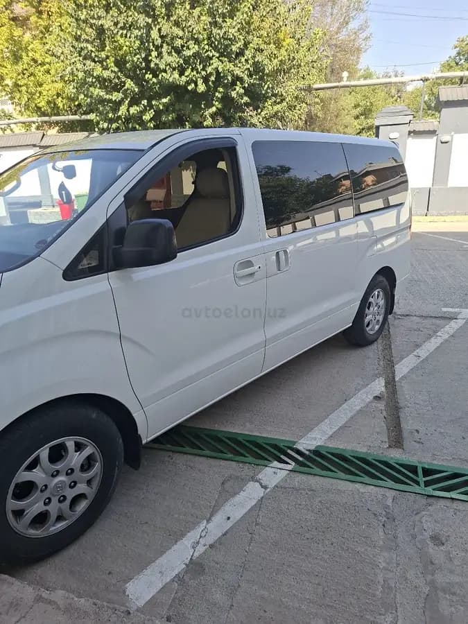 Hyundai Starex 2010 — 4