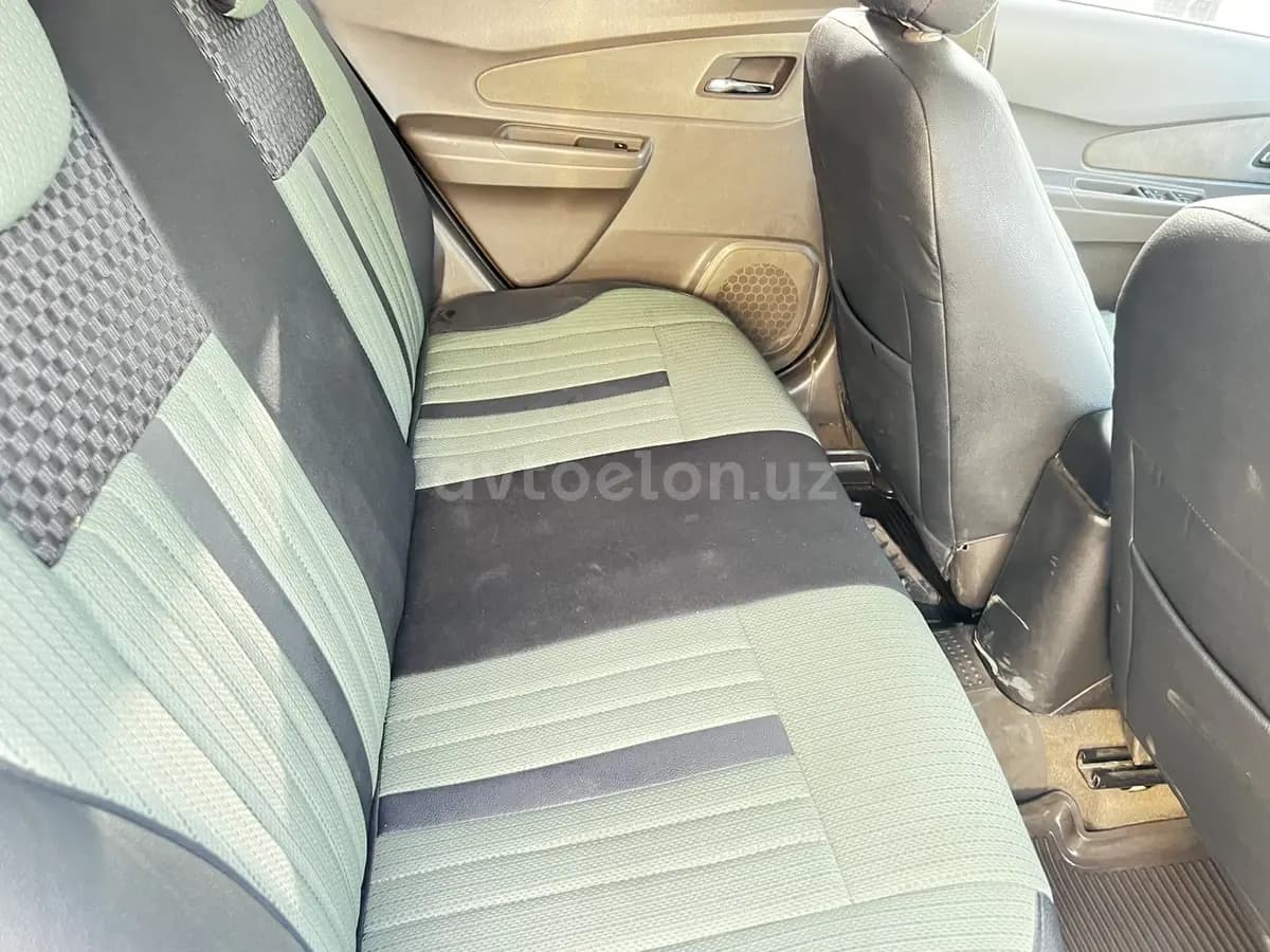Chevrolet Cobalt, 4 позиция 2022 — 3