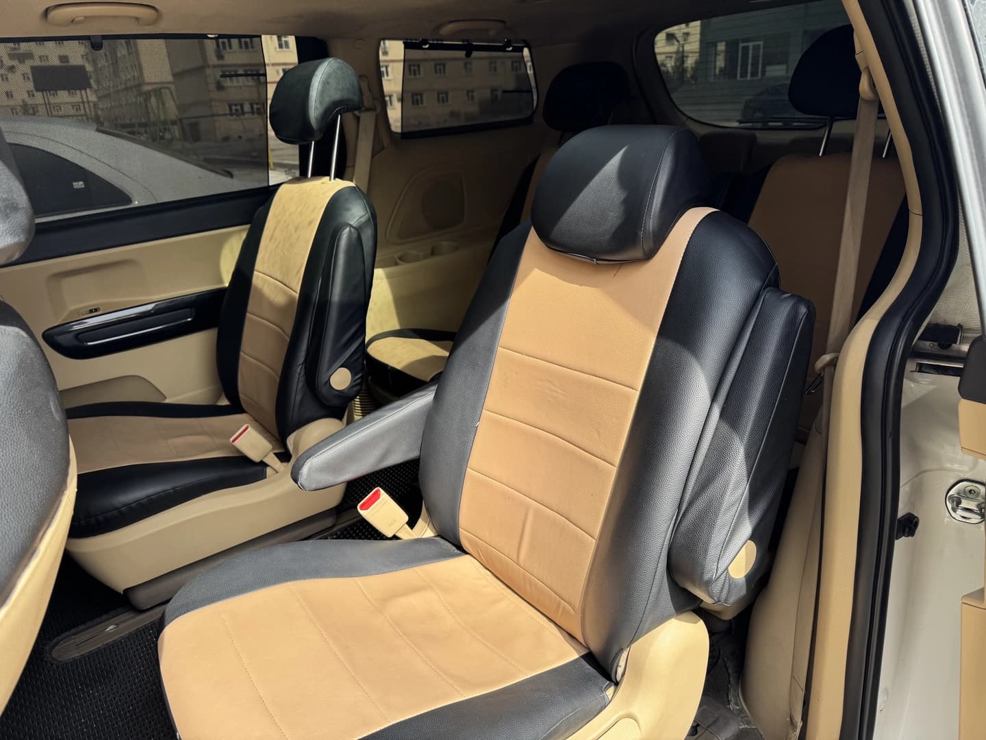 Kia Carnival 2018 — 7