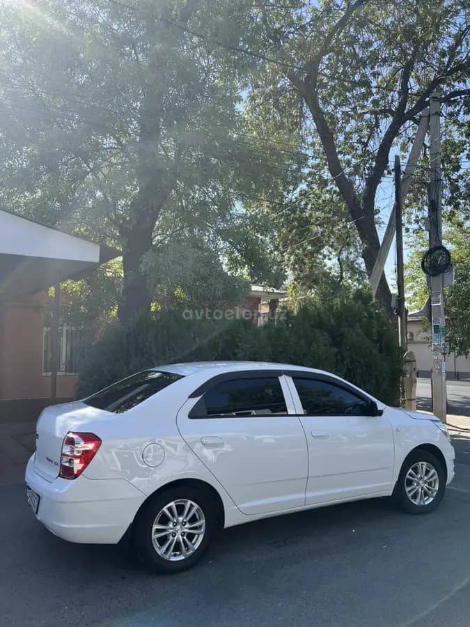 Chevrolet Cobalt, 4 позиция 2024 — 3