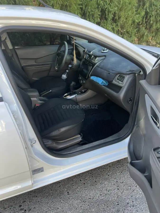 Chevrolet Cobalt, 4 позиция 2024 — 5