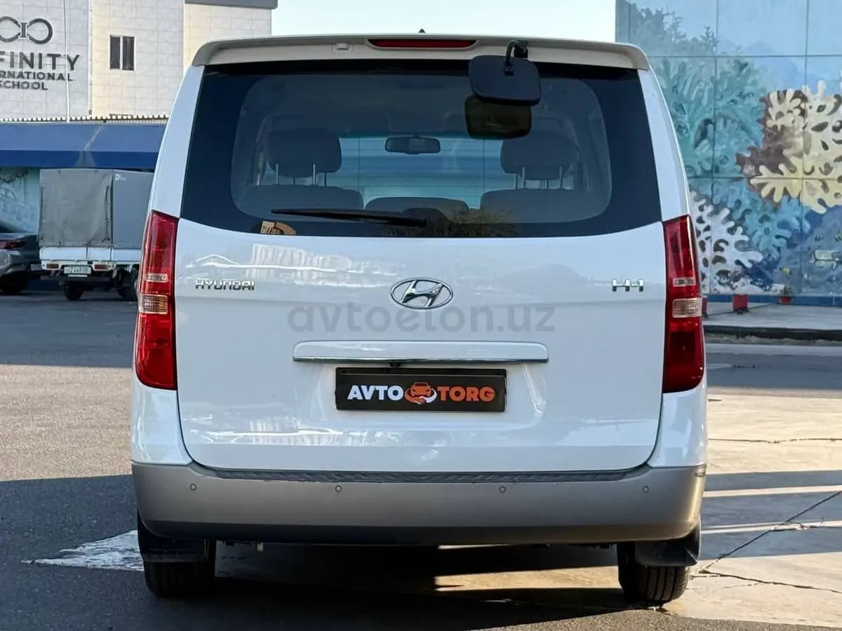 Hyundai H-1 2018 — 5