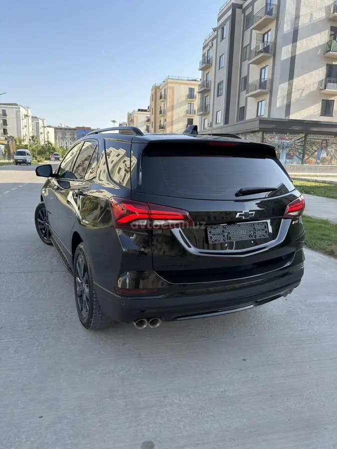 Chevrolet Equinox 2023 — 3