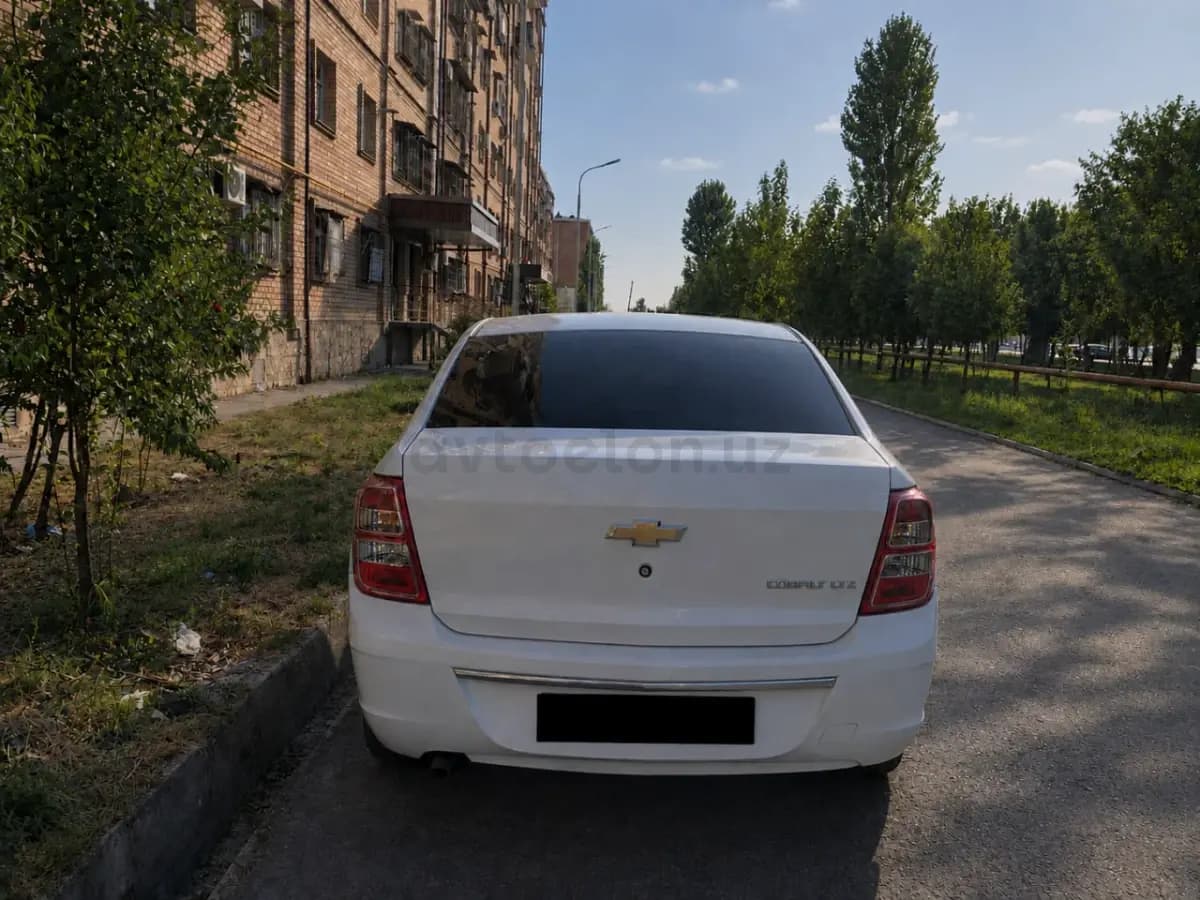 Chevrolet Cobalt, 4 позиция 2023 — 3