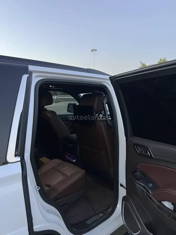 Chevrolet Tahoe 2020 — 5