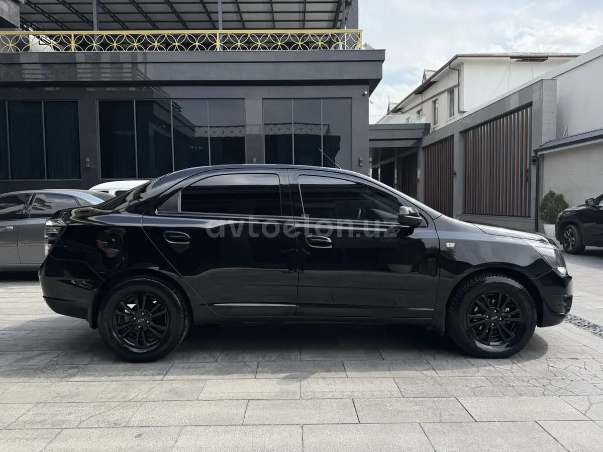 Chevrolet Cobalt, 4 позиция 2025 — 3
