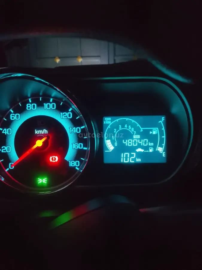 Chevrolet Spark, 2 позиция 2020 — 3