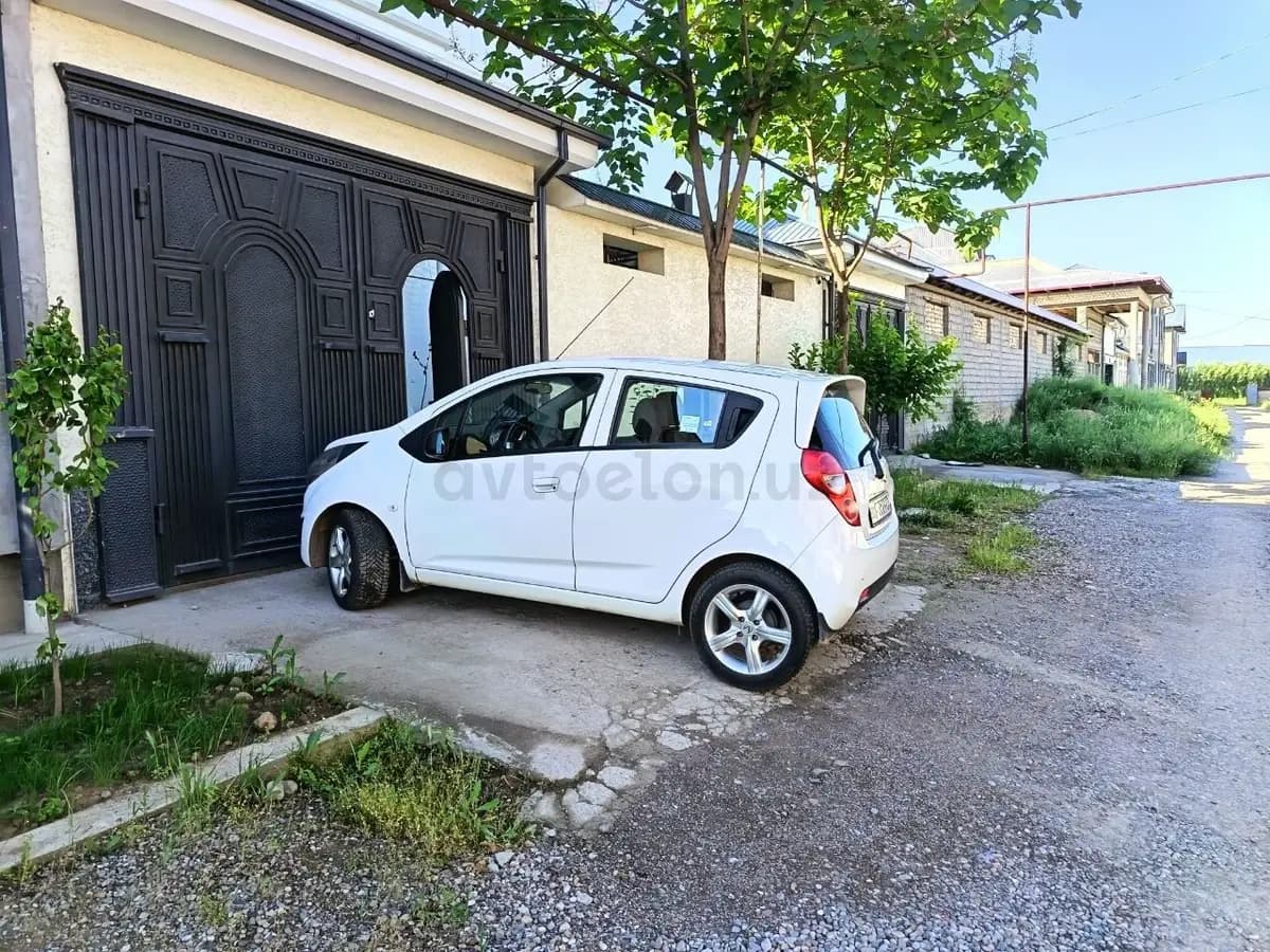 Chevrolet Spark, 2 позиция 2020 — 1