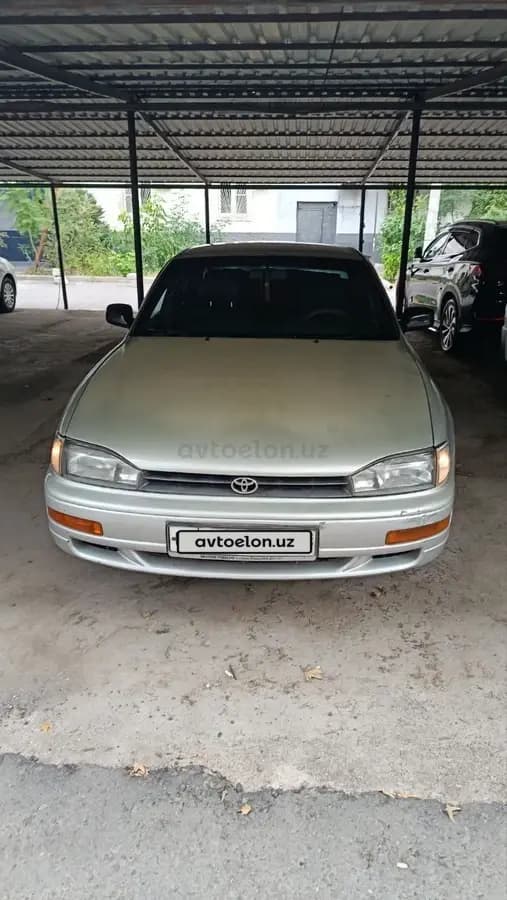 Toyota Camry 1993 — 4