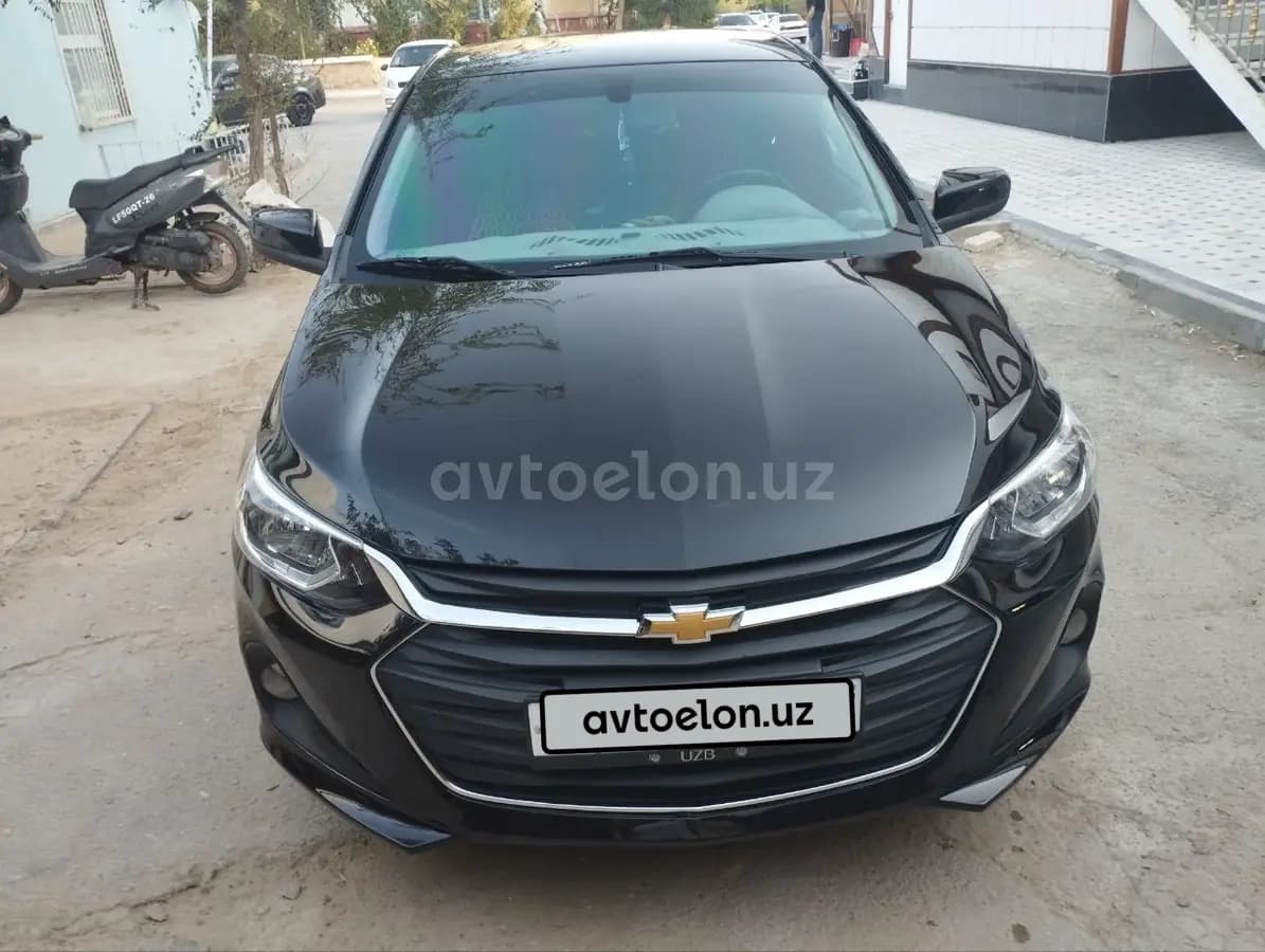 Chevrolet Onix 2023 — 1
