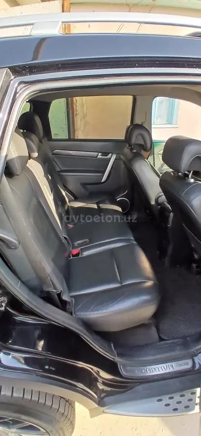 Chevrolet Captiva, 1 позиция 2009 — 3