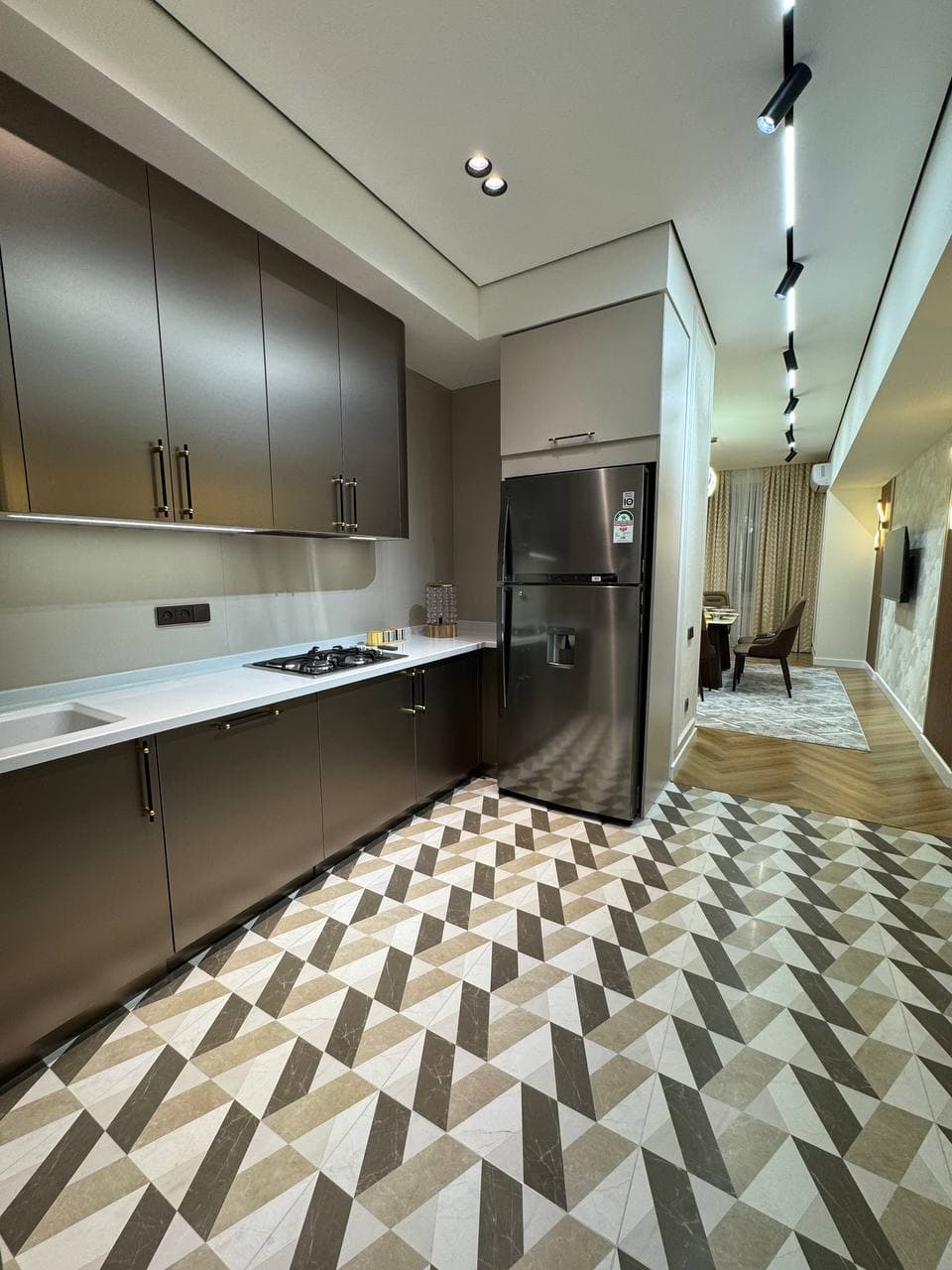 Продажа в ЖК «New Life Yashnabad» 5/5/10 151м2, Ориентиры: ул., Фаргона йули, Узбум — 2