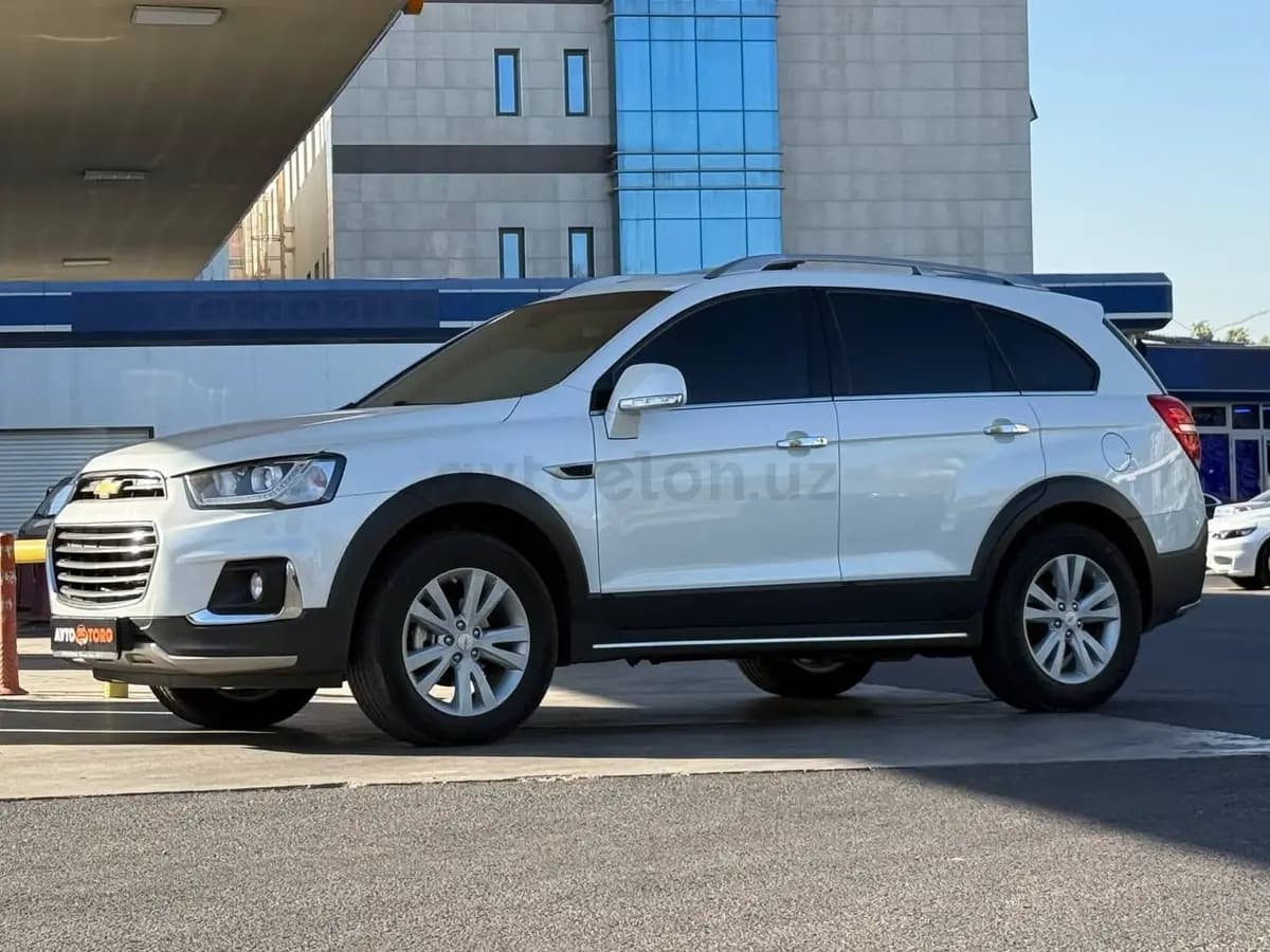 Chevrolet Captiva, 4 позиция 2016 — 3