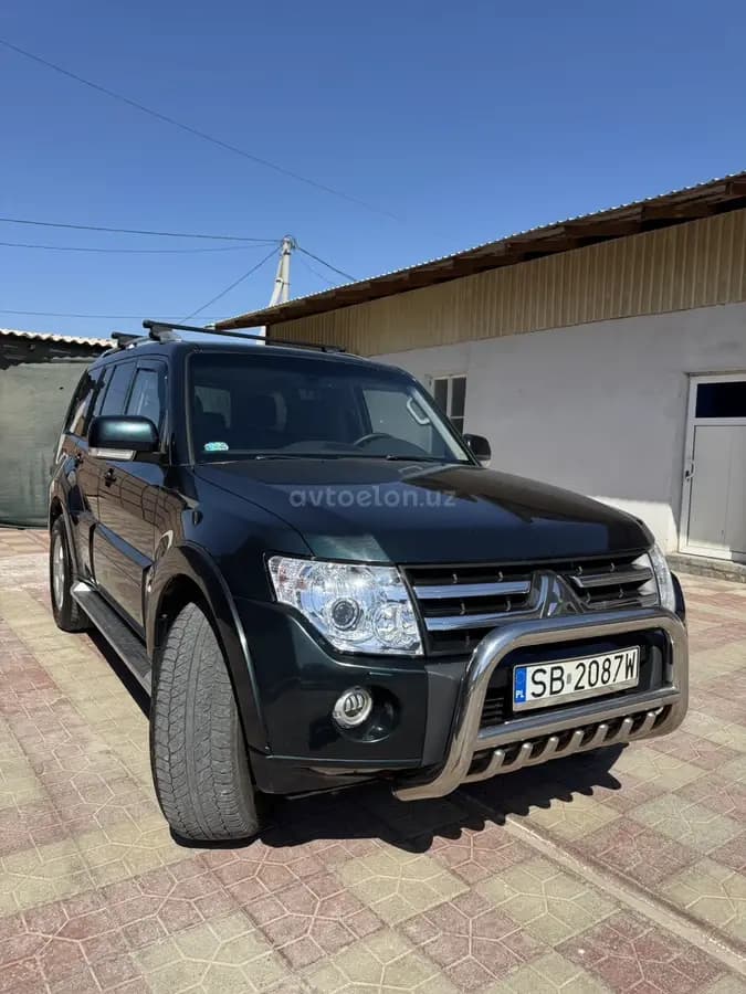 Mitsubishi Pajero 2010 — 4