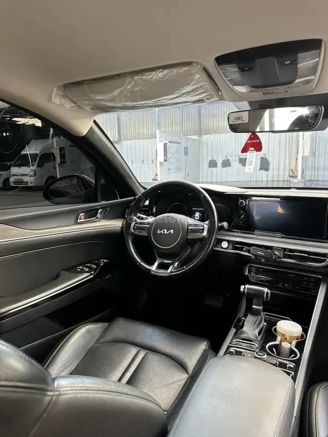 Kia K5 2023 — 4