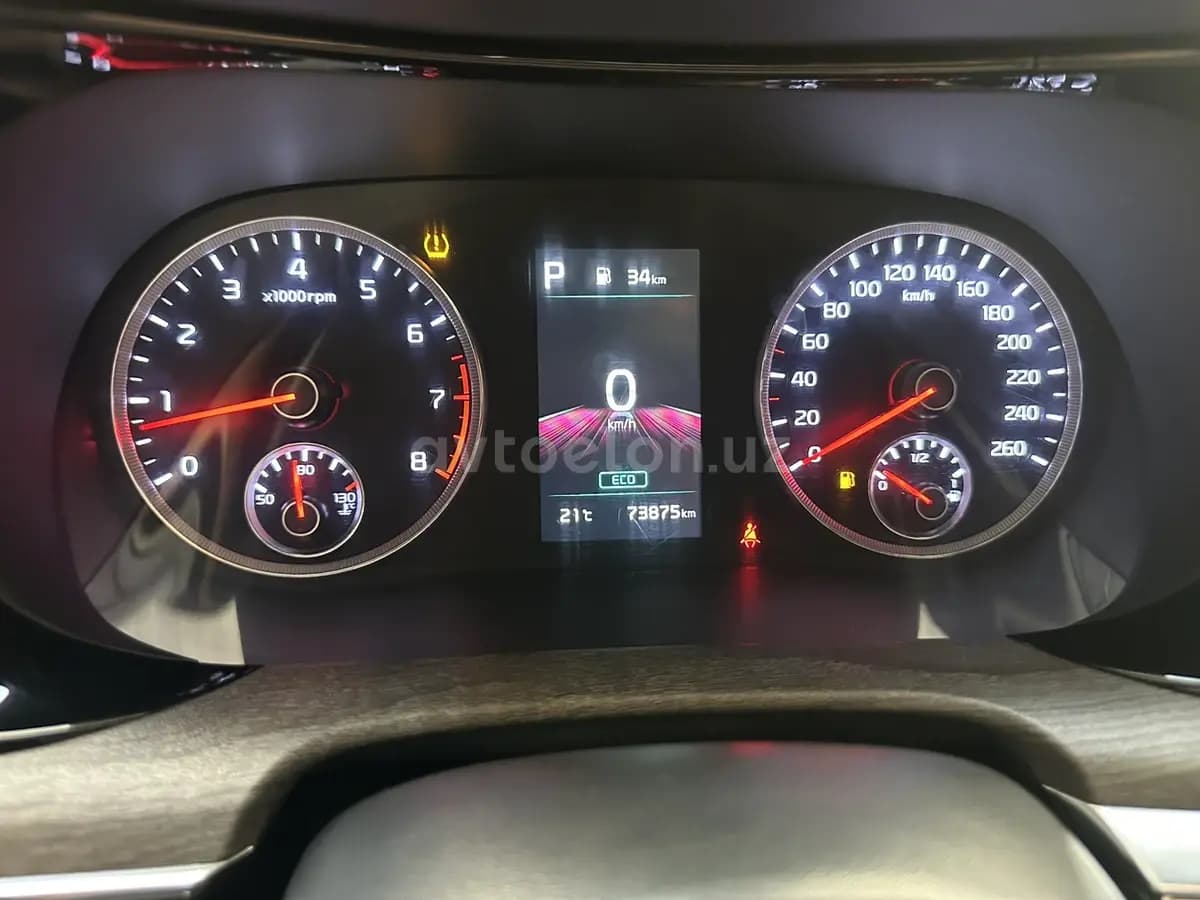 Kia K5 2023 — 5