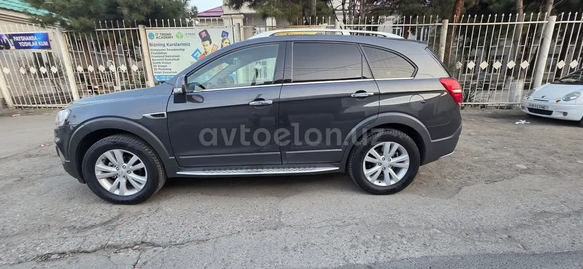 Chevrolet Captiva, 4 позиция 2016 — 2