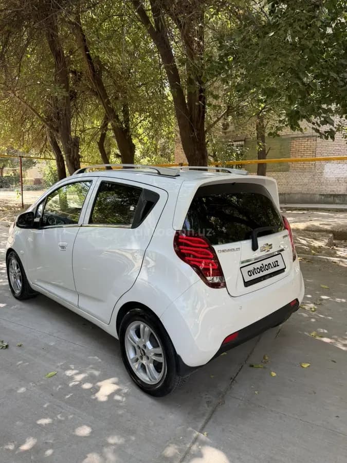 Chevrolet Spark, 4 позиция 2019 — 1