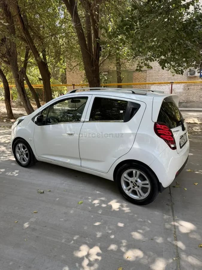 Chevrolet Spark, 4 позиция 2019 — 3