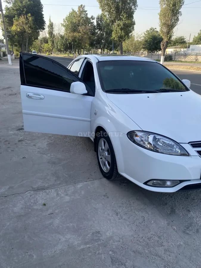 Chevrolet Gentra, 3 позиция 2019 — 3
