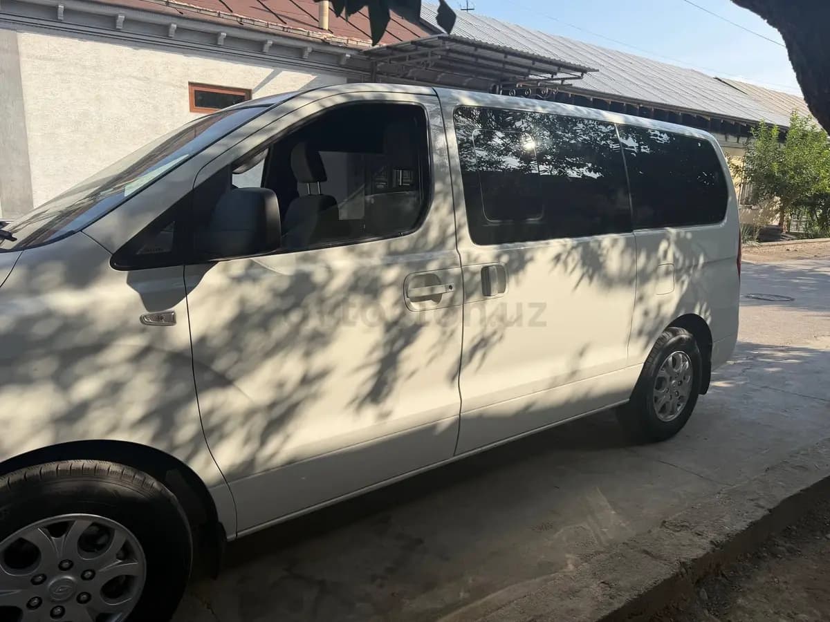 Hyundai Starex 2009 — 3