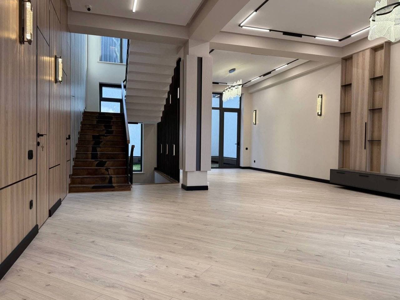 Дом, 4 комн., 400 м², Яккасарайский район, ул. Педагогическая, — 3
