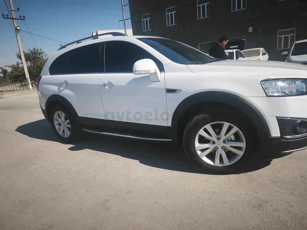 Chevrolet Captiva, 4 позиция 2015 — 2