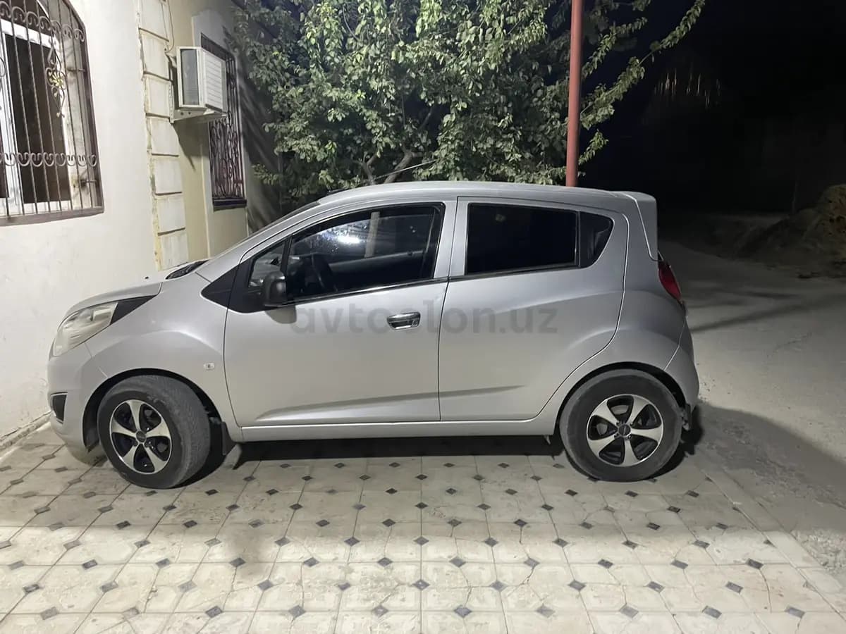 Chevrolet Spark, 1 позиция 2013 — 3
