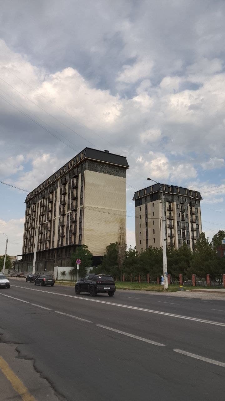 Квартира сотилади — 4