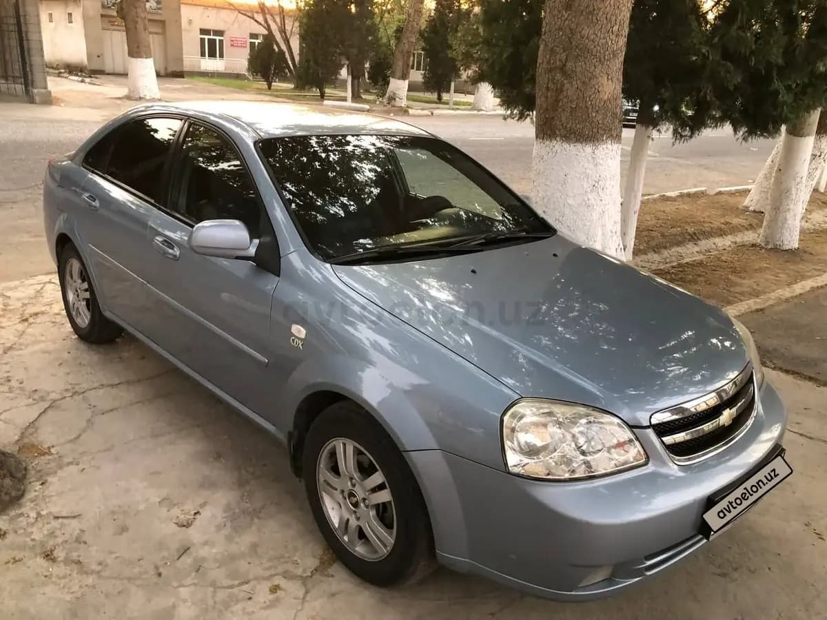 Chevrolet Lacetti, 1 позиция Газ-бензин 2011 — 1