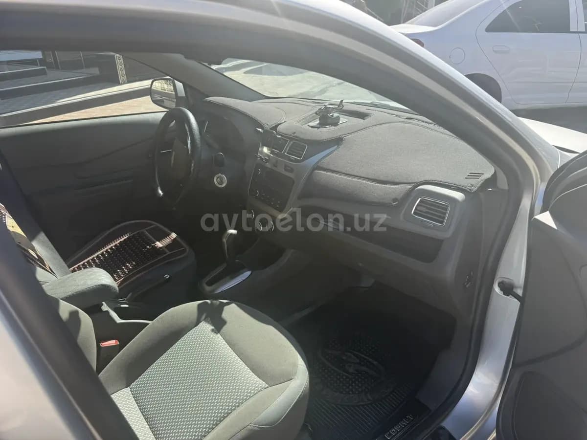 Chevrolet Cobalt, 4 позиция 2021 — 4