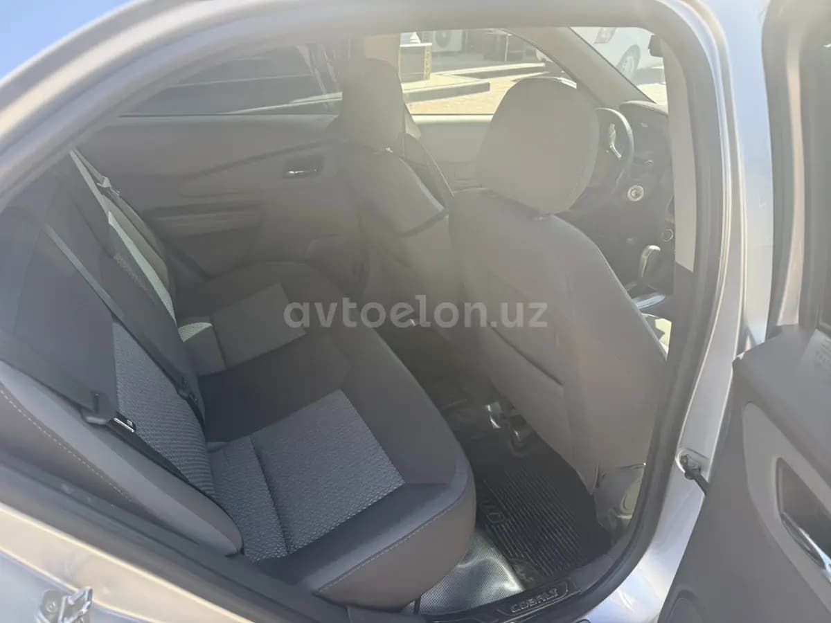Chevrolet Cobalt, 4 позиция 2021 — 5