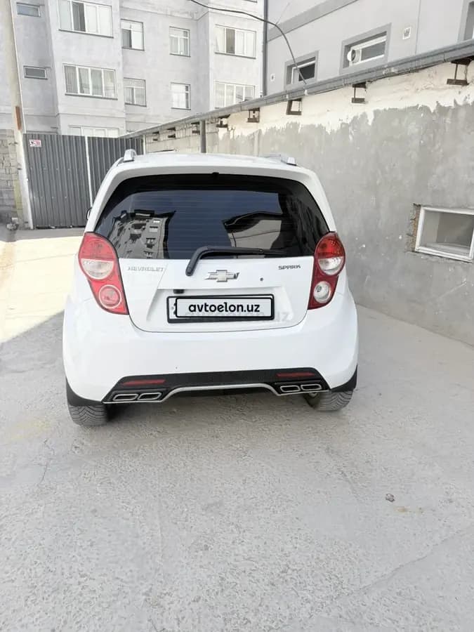 Chevrolet Spark, 3 позиция 2013 — 1