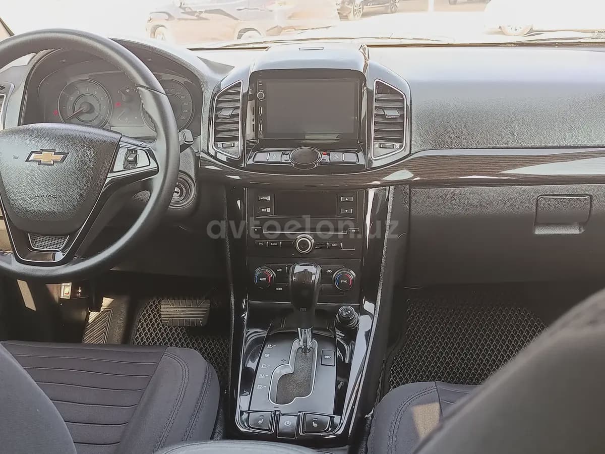 Chevrolet Captiva, 4 позиция 2013 — 2