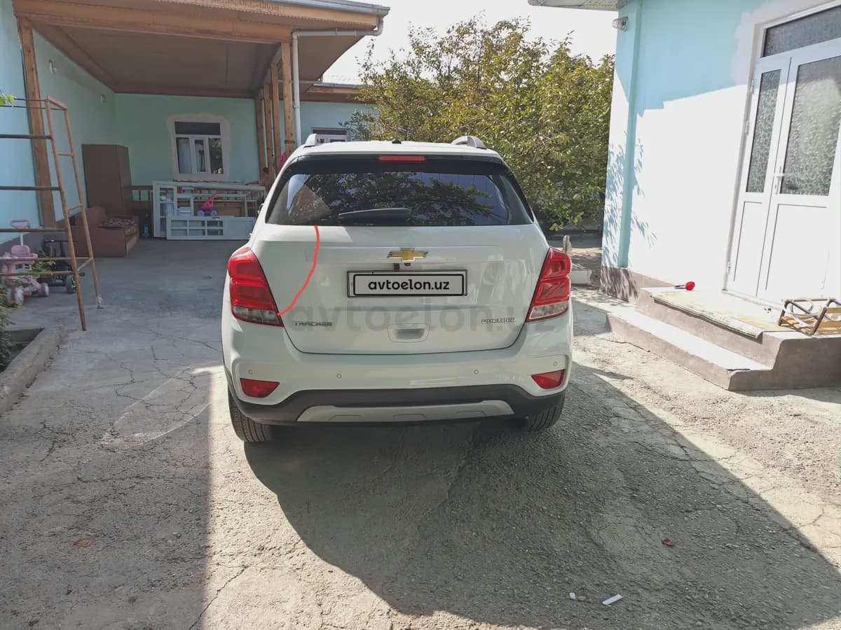 Chevrolet Tracker, 3 позиция 2019 — 3