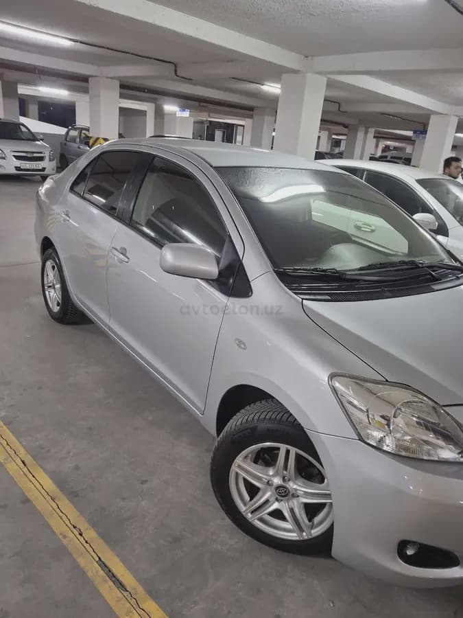 Toyota Yaris 2007 — 2