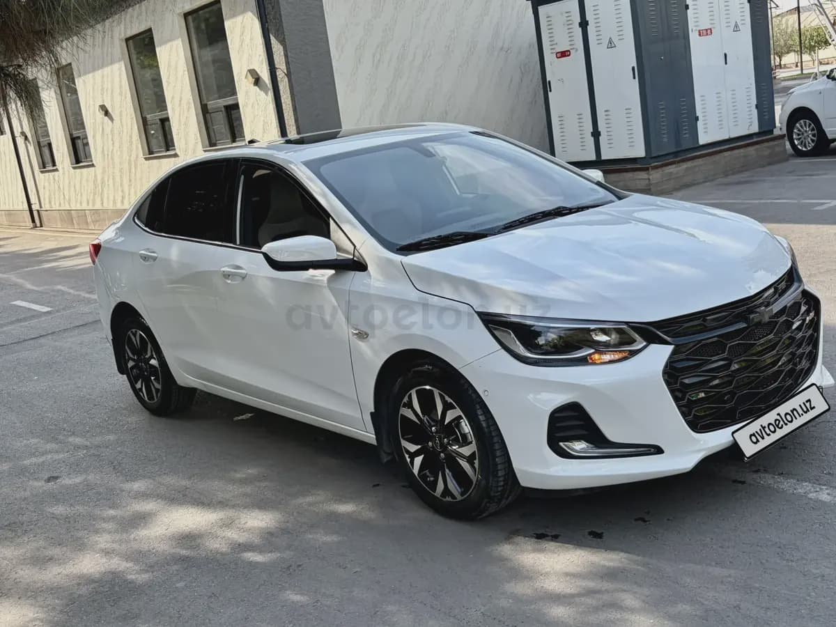 Chevrolet Onix 2024 — 1