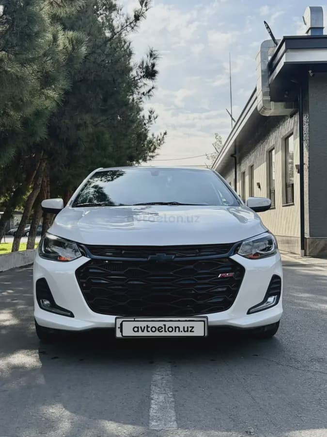 Chevrolet Onix 2024 — 2