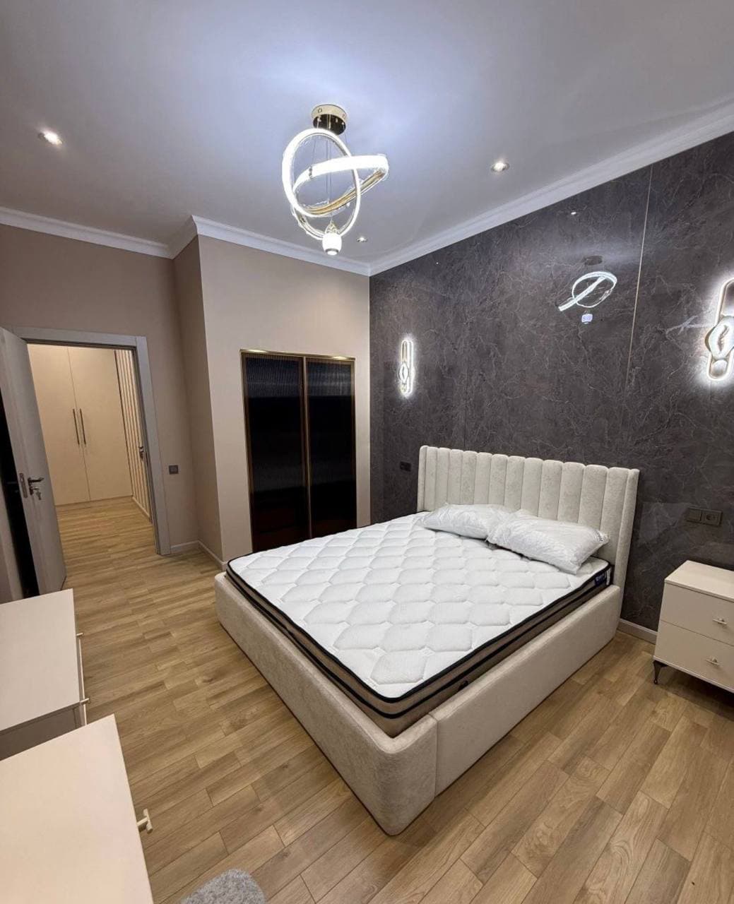 Ул.Уста Ширин ор-р круг Джами, 2 xona, 47 m² · ID 6445 — 3