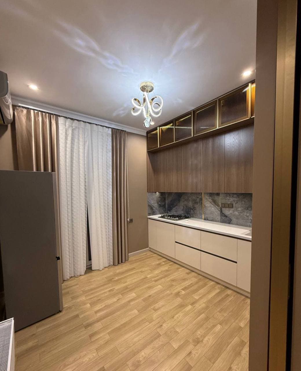 Ул.Уста Ширин ор-р круг Джами, 2 xona, 47 m² · ID 6445 — 4