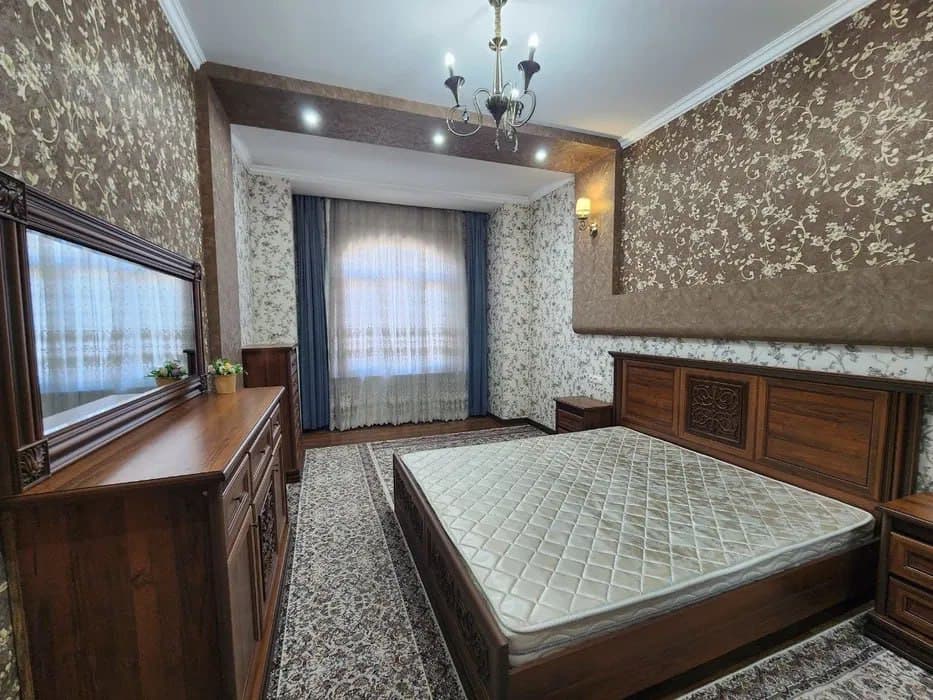 Жарарык, 7 xona, 440 m² · ID 30628 — 3