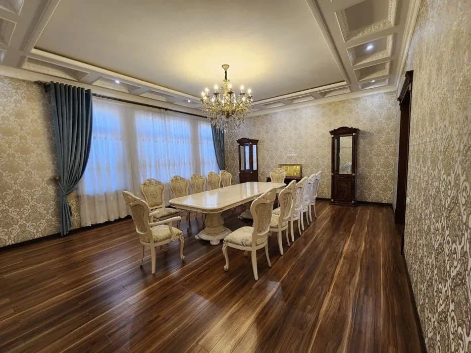 Жарарык, 7 xona, 440 m² · ID 30628 — 4