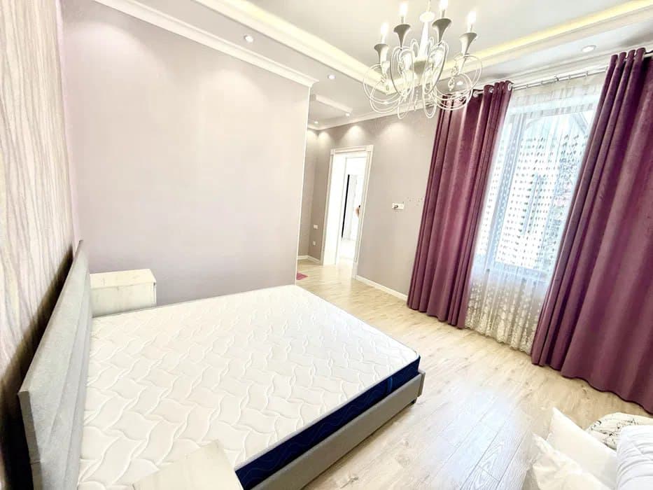 Ул Дагенстанская, 5 xona, 320 m² · ID 38339 — 2