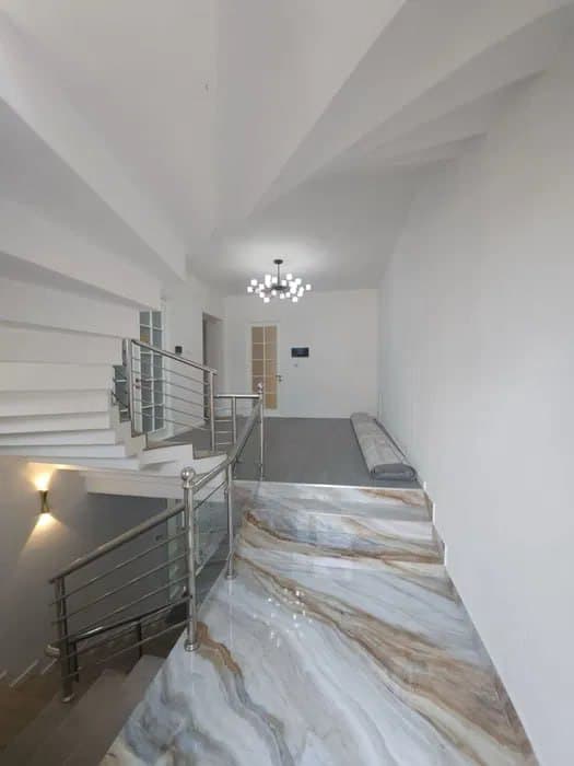 Изза, 7 xona, 270 m² · ID 40050 — 3