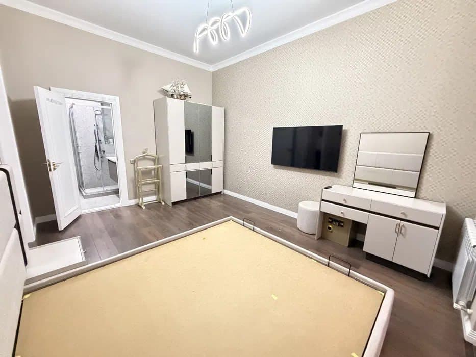 Посольство США, 7 xona, 500 m² · ID 38569 — 3