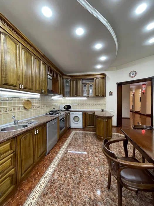 Ул Глинка, 8 xona, 600 m² · ID 33560 — 5