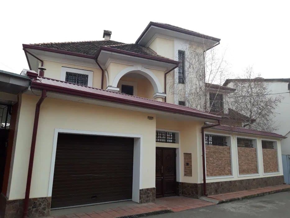 Новомосковская, 6 xona, 500 m² · ID 40151 — 2