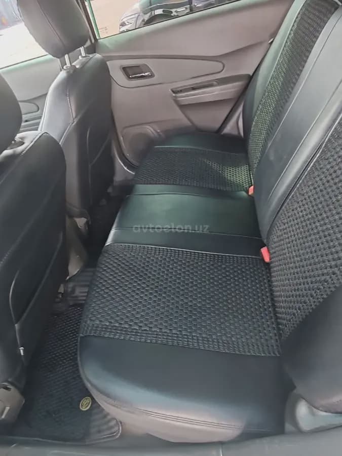 Chevrolet Cobalt, 4 позиция 2024 — 4