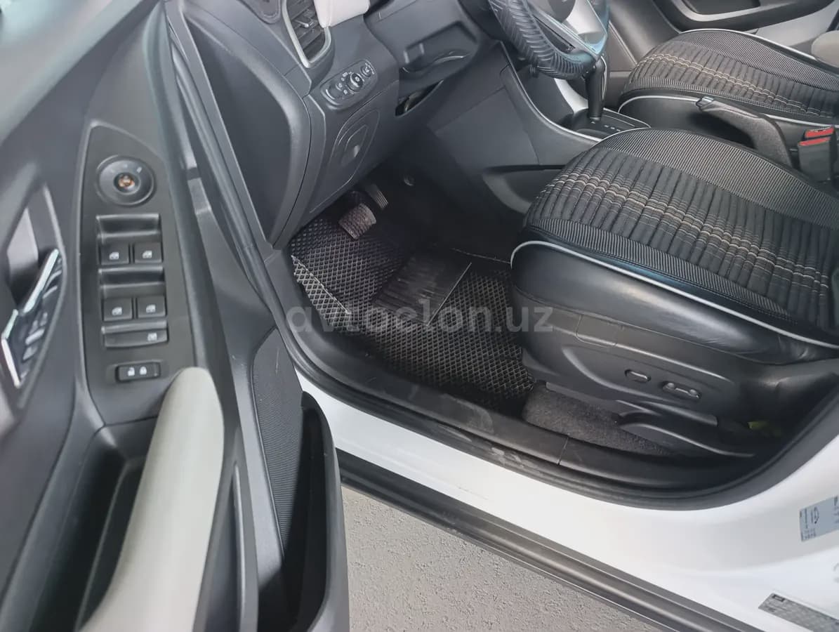 Chevrolet Tracker, 3 позиция 2020 — 5